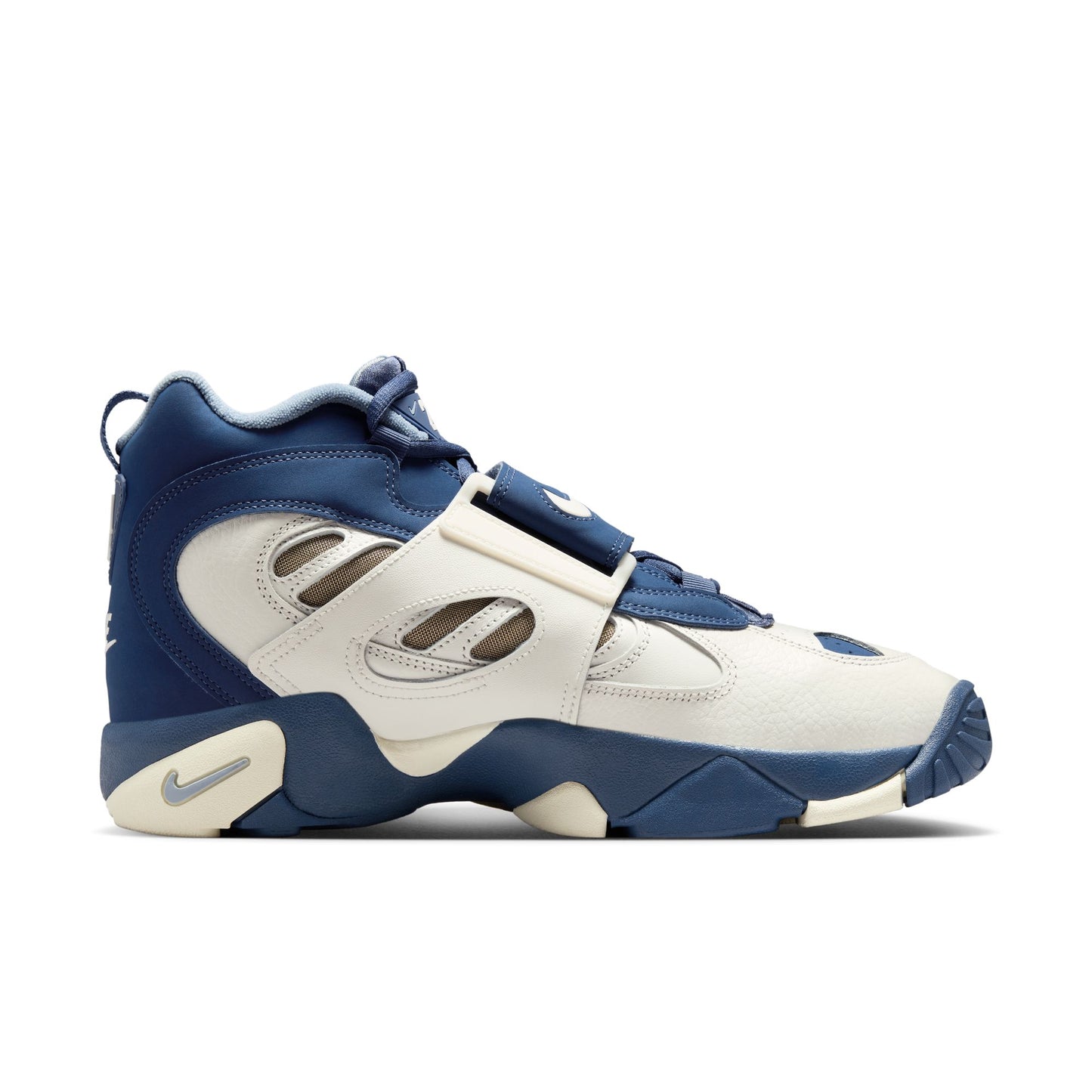 Nike Air Diamond Turf II II7080-100