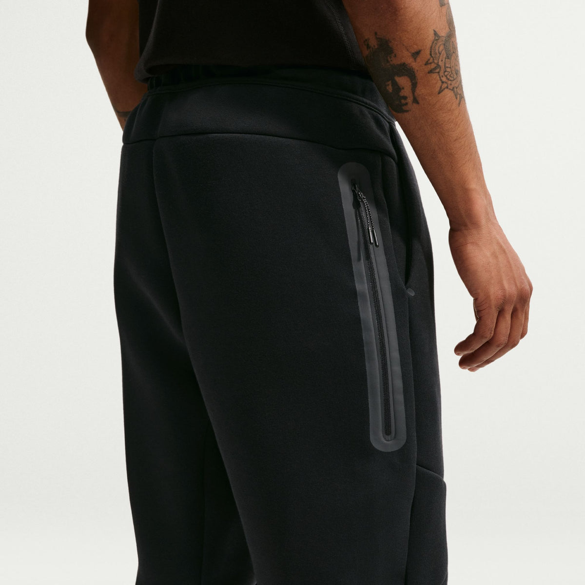 Nike Tech IM0697-010