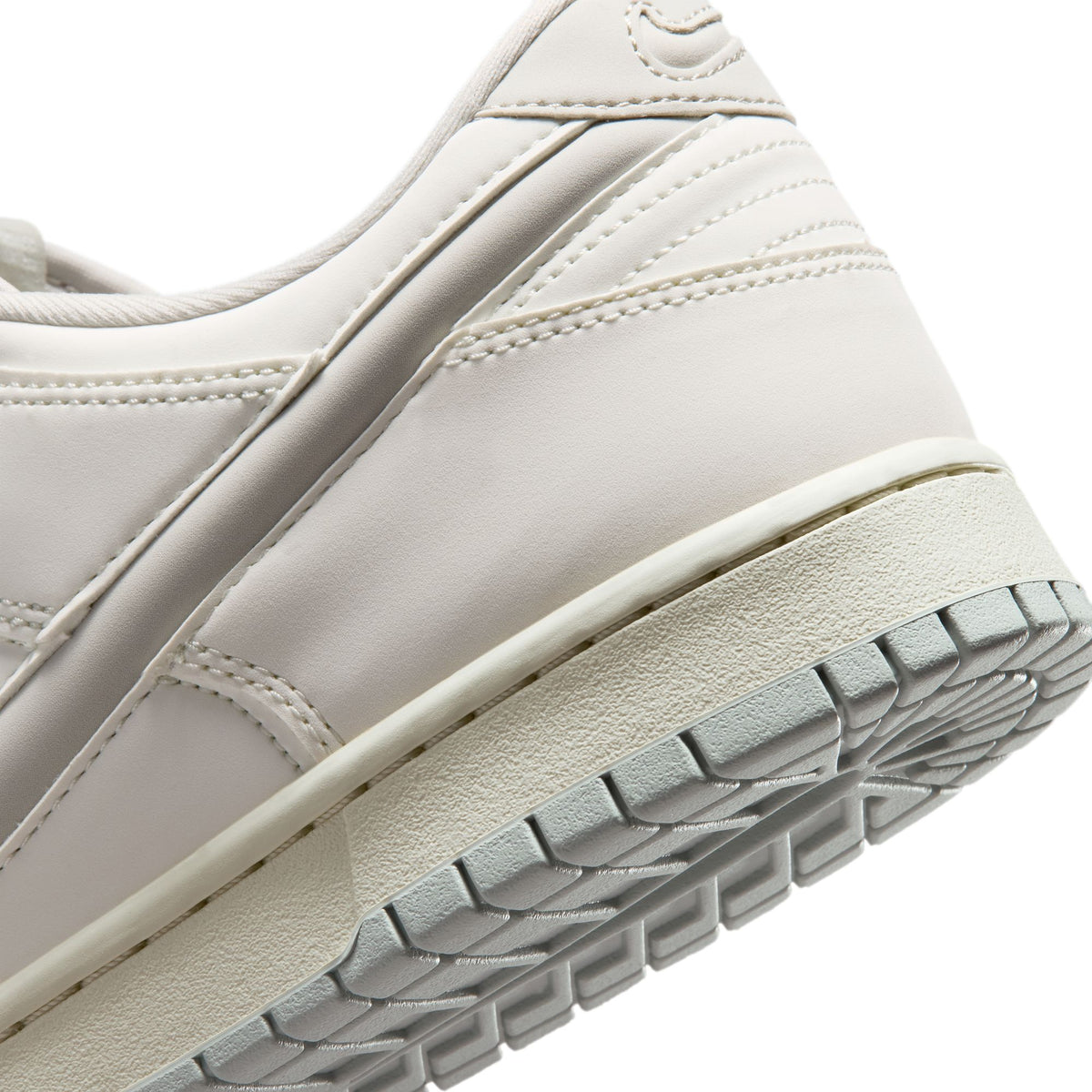 Nike Dunk Low Retro Premium IM4411-100