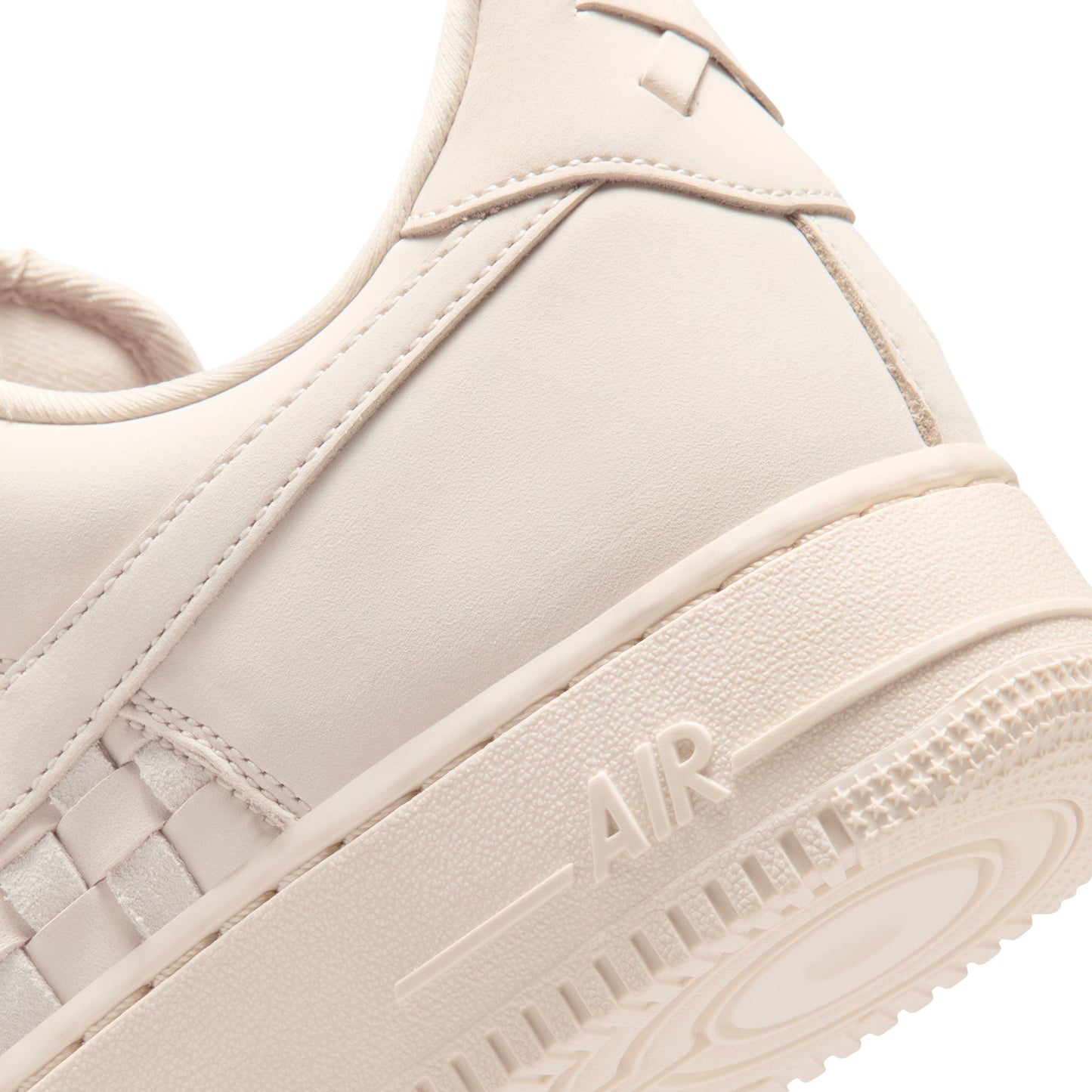 Nike Air Force 1 Low Retro Premium IM5755-100