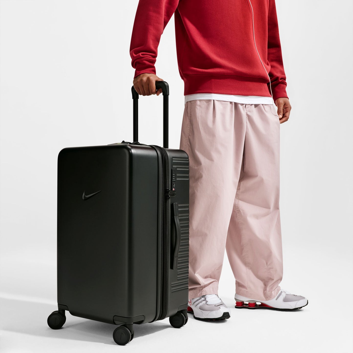 Nike Medium Checked Luggage IO0771-010