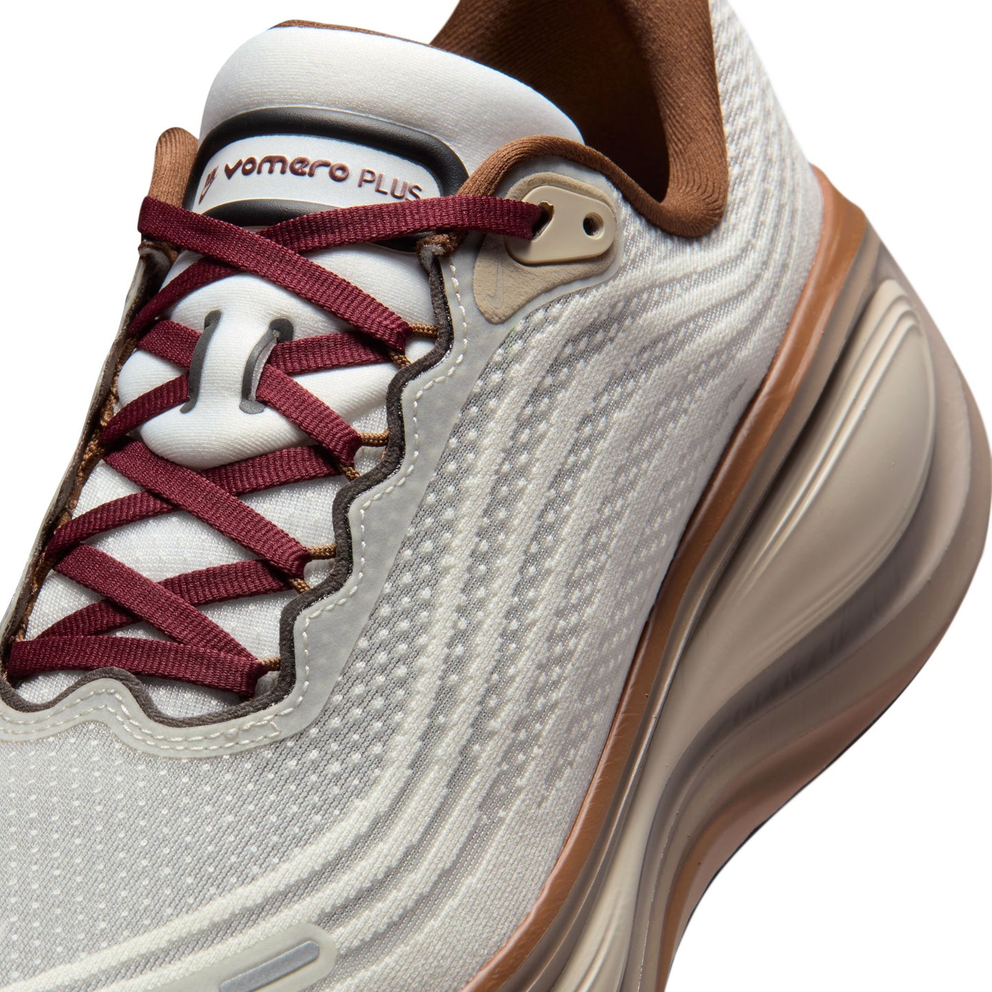 Nike Vomero Plus IO4482-100