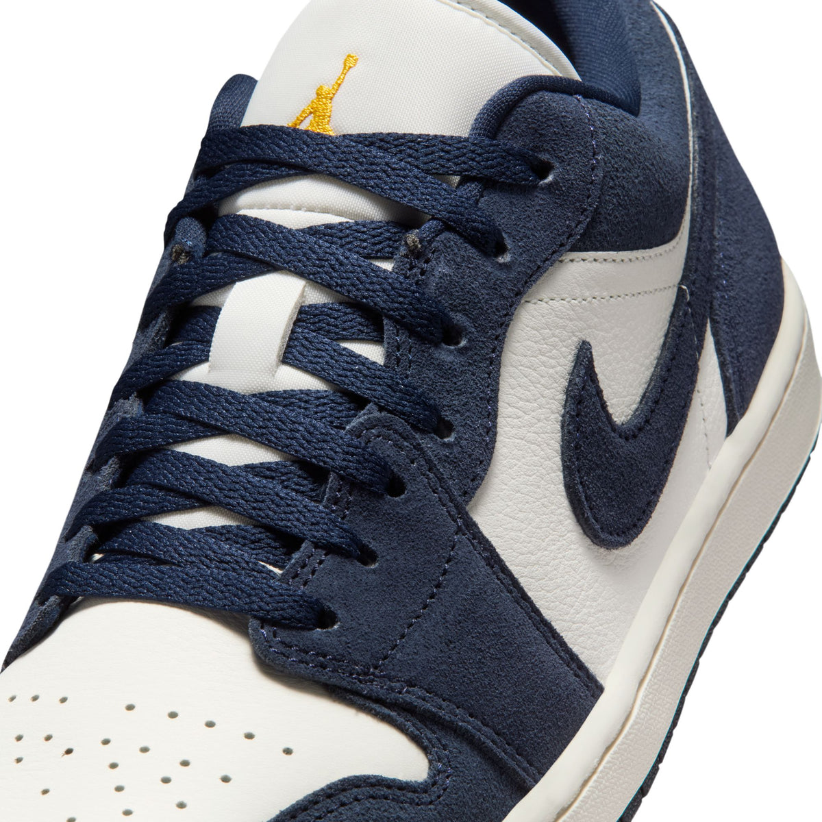 Air Jordan 1 Low SE IO7448-400