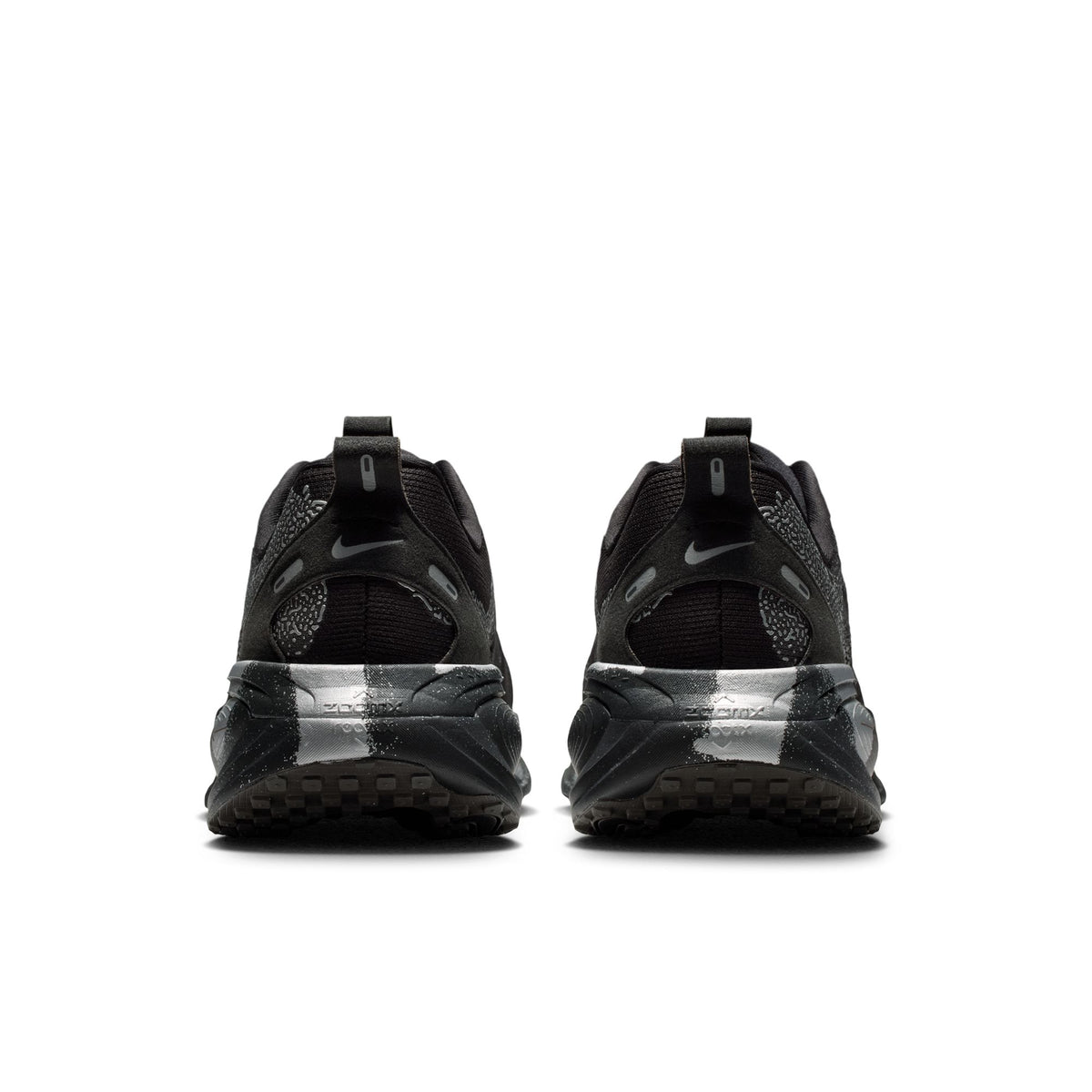 Nike Vomero 18 IQ3925-001