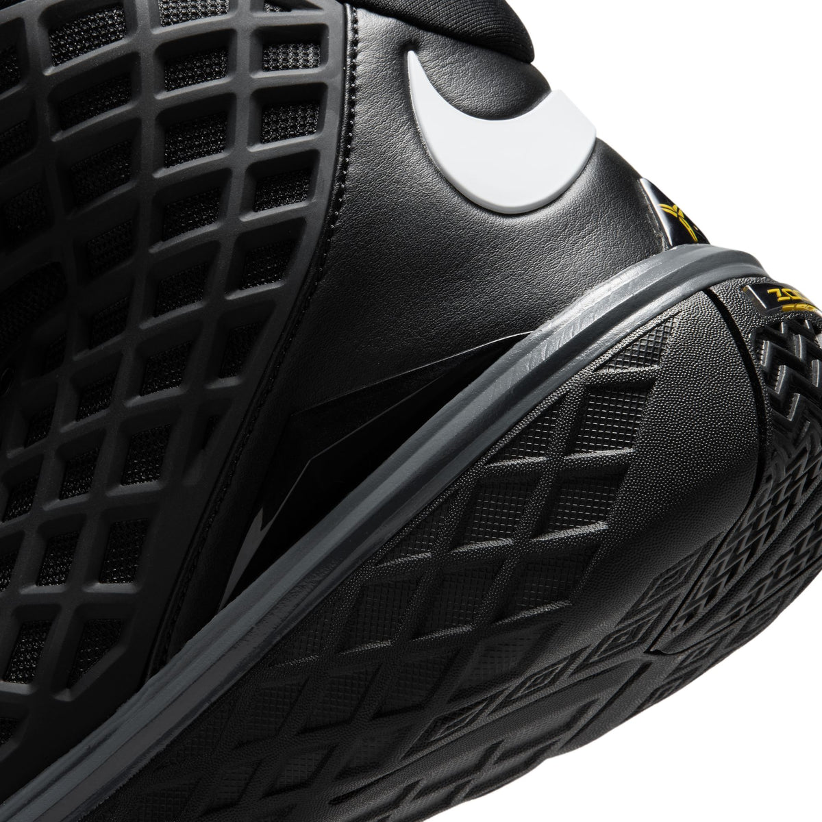Kobe III Low Protro IQ5340-001