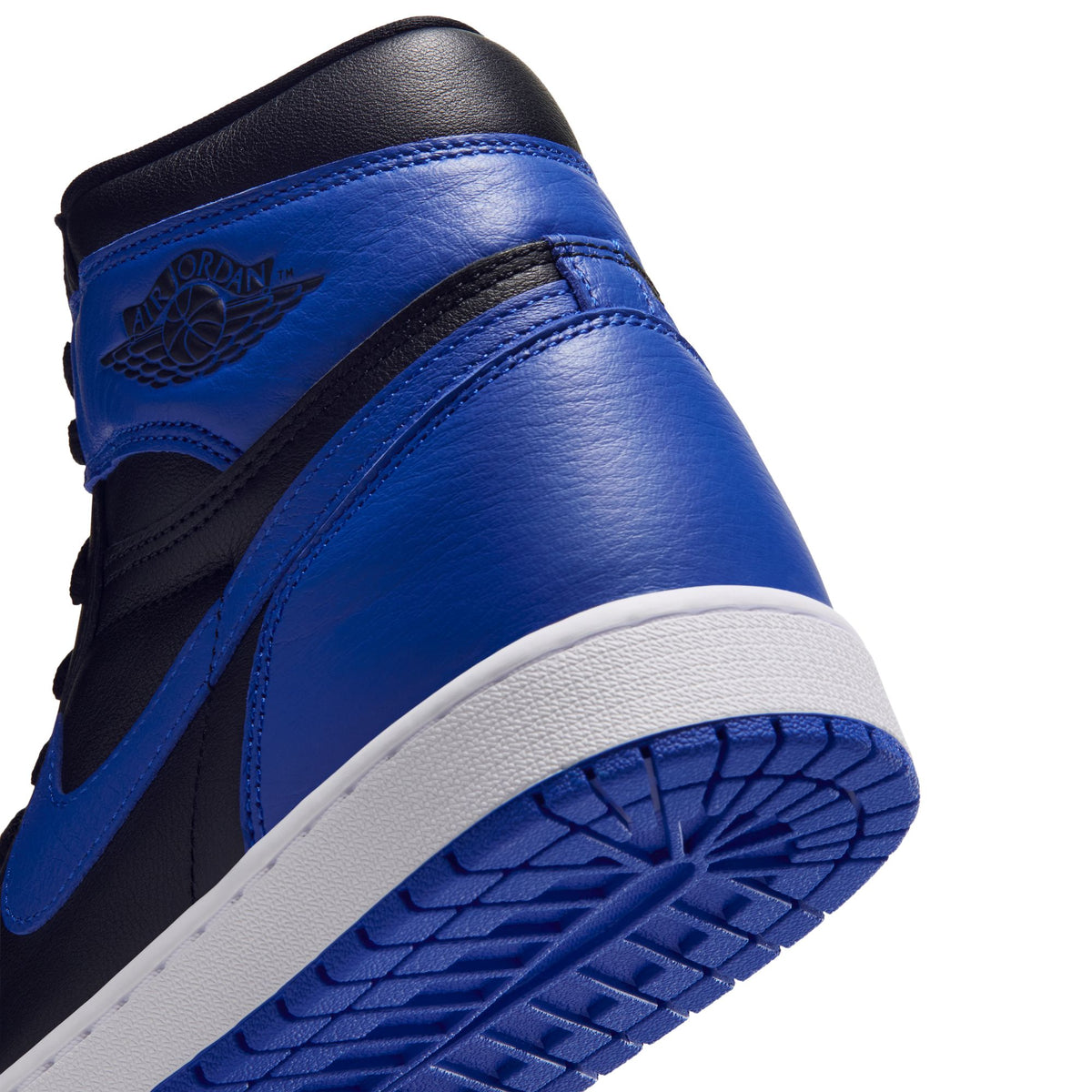 Air Jordan 1 High OG "Royal" IQ5495-005