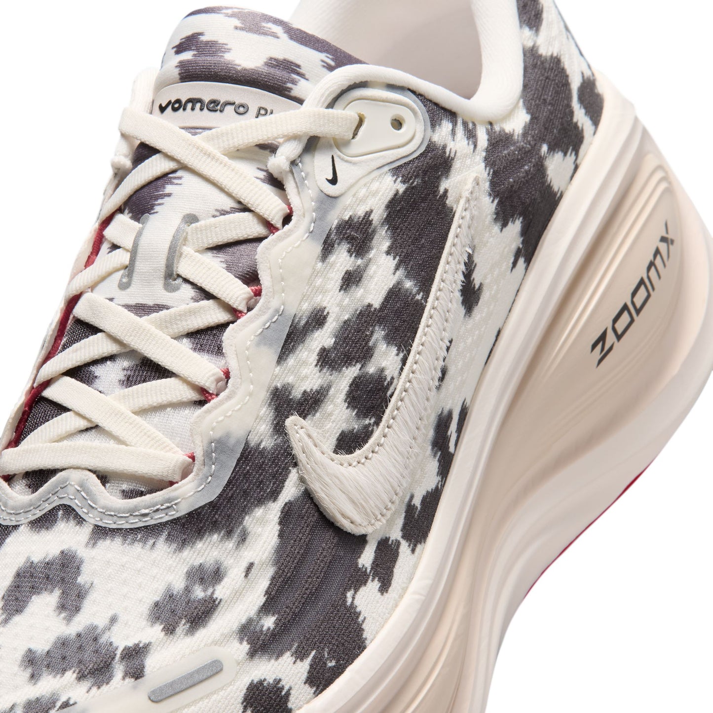 Nike Vomero Plus IR0032-100