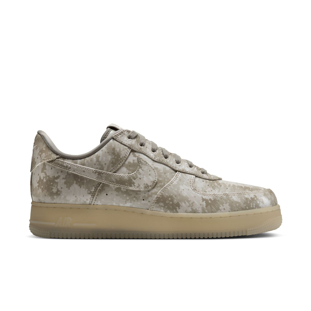 Nike Air Force 1 Low Retro Camo IV4885-900