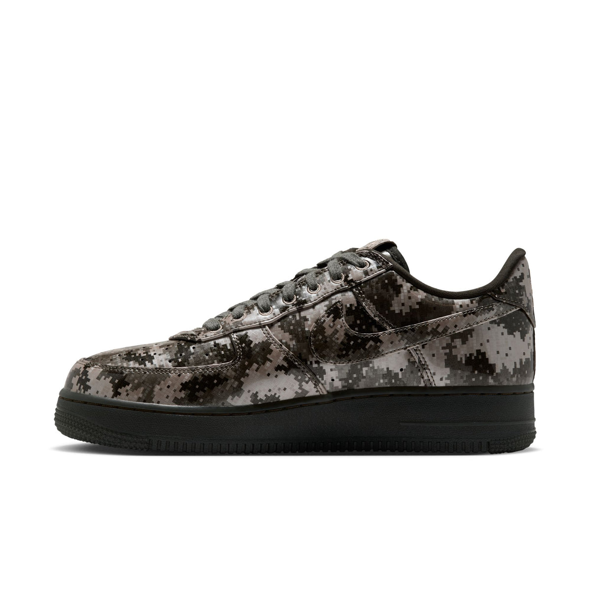 Nike Air Force 1 Low Retro Camo IV4885-901