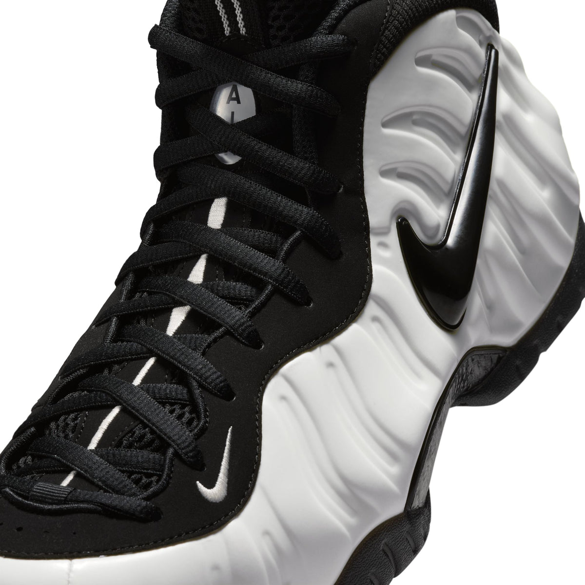 Nike Air Foamposite Pro Premium IV6246-100