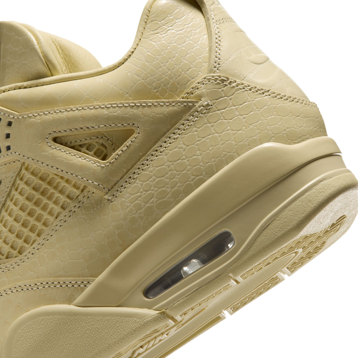 Air Jordan 4 Retro x J Balvin "Amazonas" IW2872-700